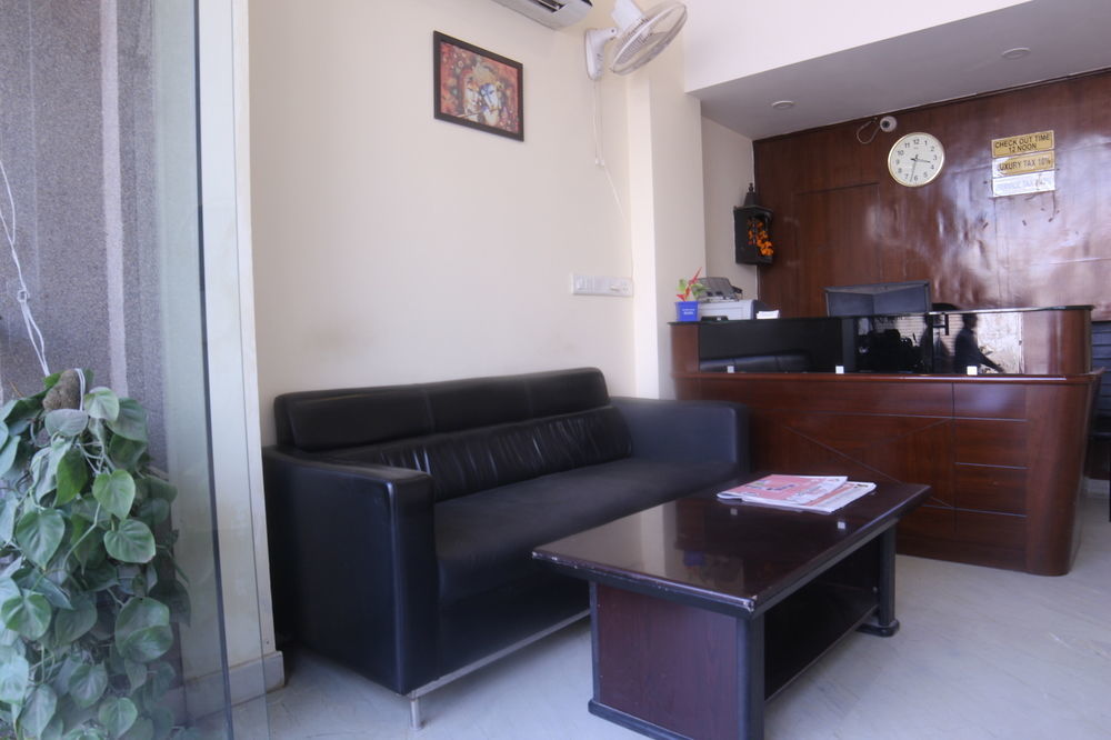 Hotel Clayton Near Igi Airport Delhi New Delhi Exterior photo